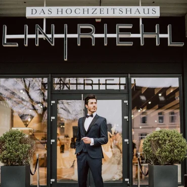 Gentleman-Friday_Hochzeitsanzug_linriehl_hannover-minden-hameln-stadthagen_5